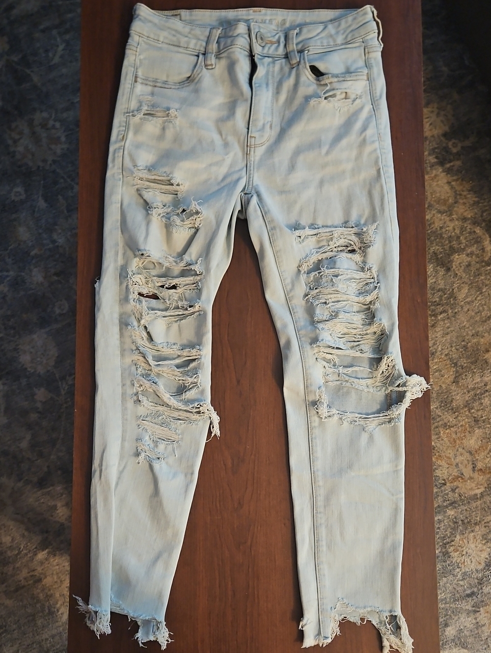 American Eagle Outfitters Light Wash Distressed Ripped Jeans